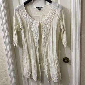 Ladies blouse lace trim